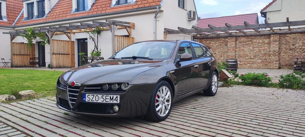 Alfa Romeo 159 Alfa Romeo 159 Benzyna+LPG Ksenon l Bose l historia serwisowa