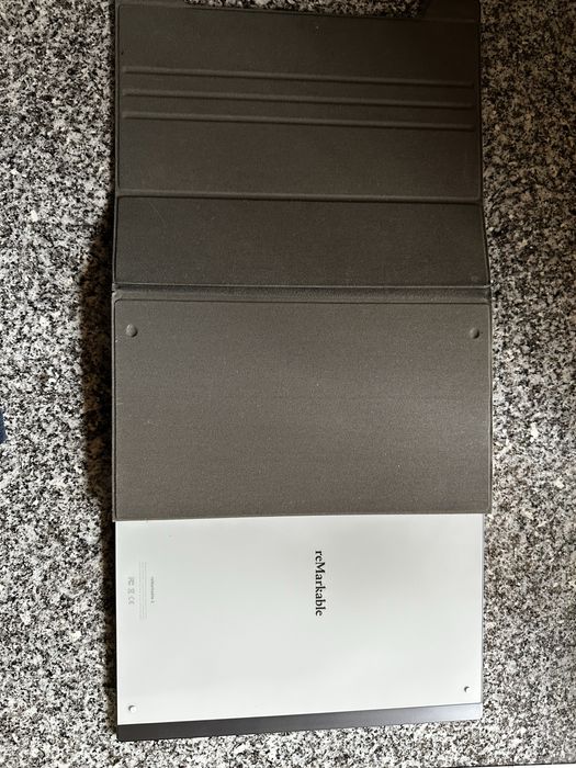 Remarkable 2 com caneta