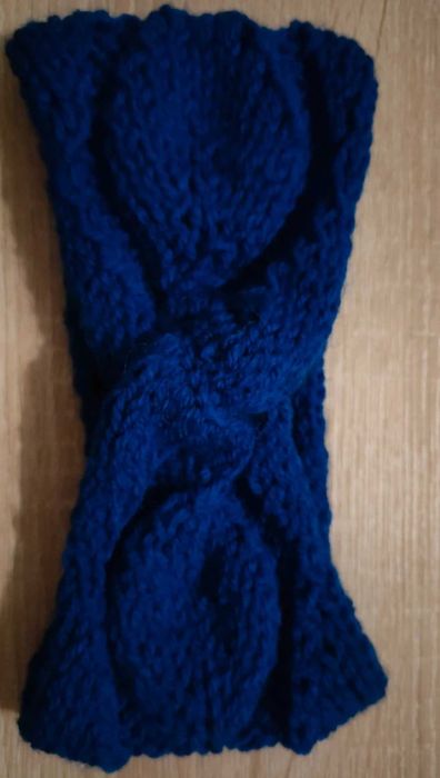 Opaska uniwersalna ręcznie robiona