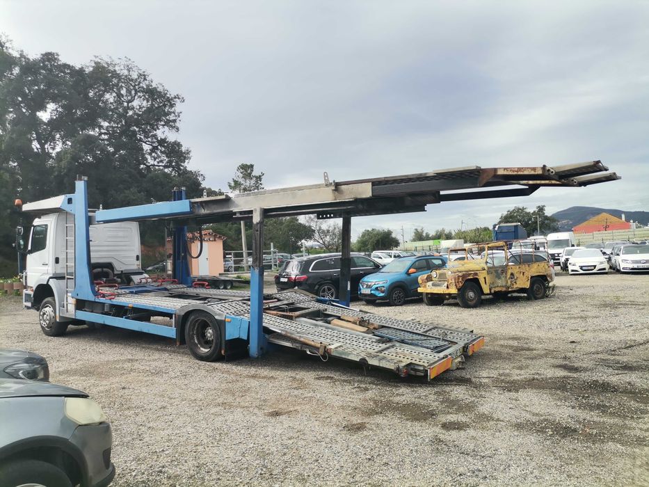 Mercedes Benz Atego Porta carros 5