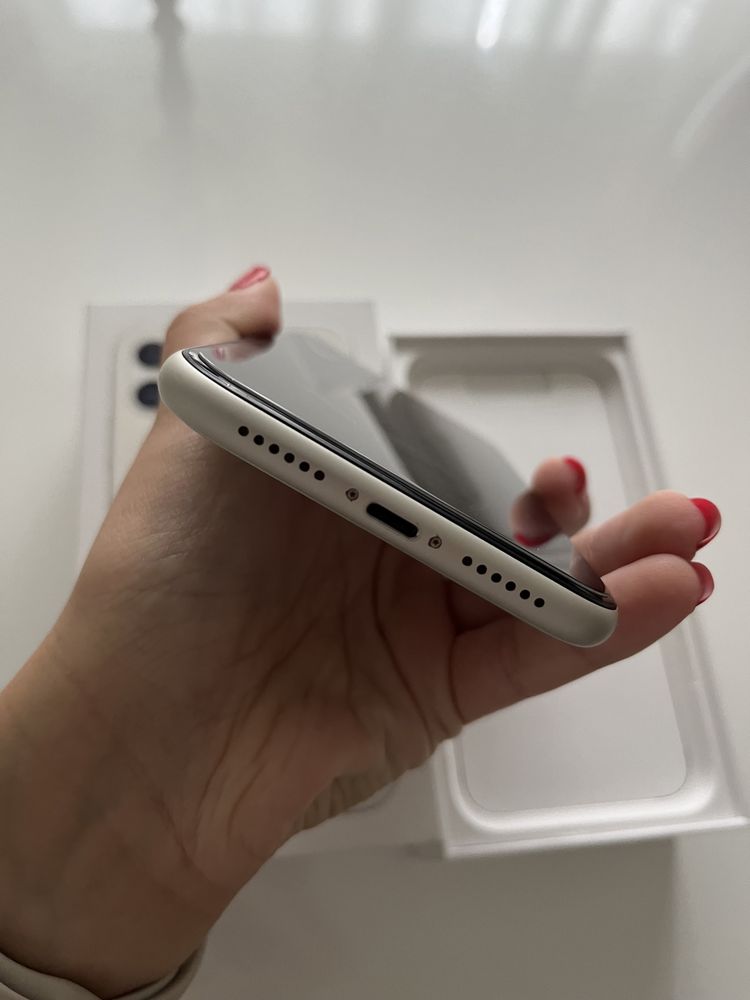 iPhone 11 128gb c/ caixa