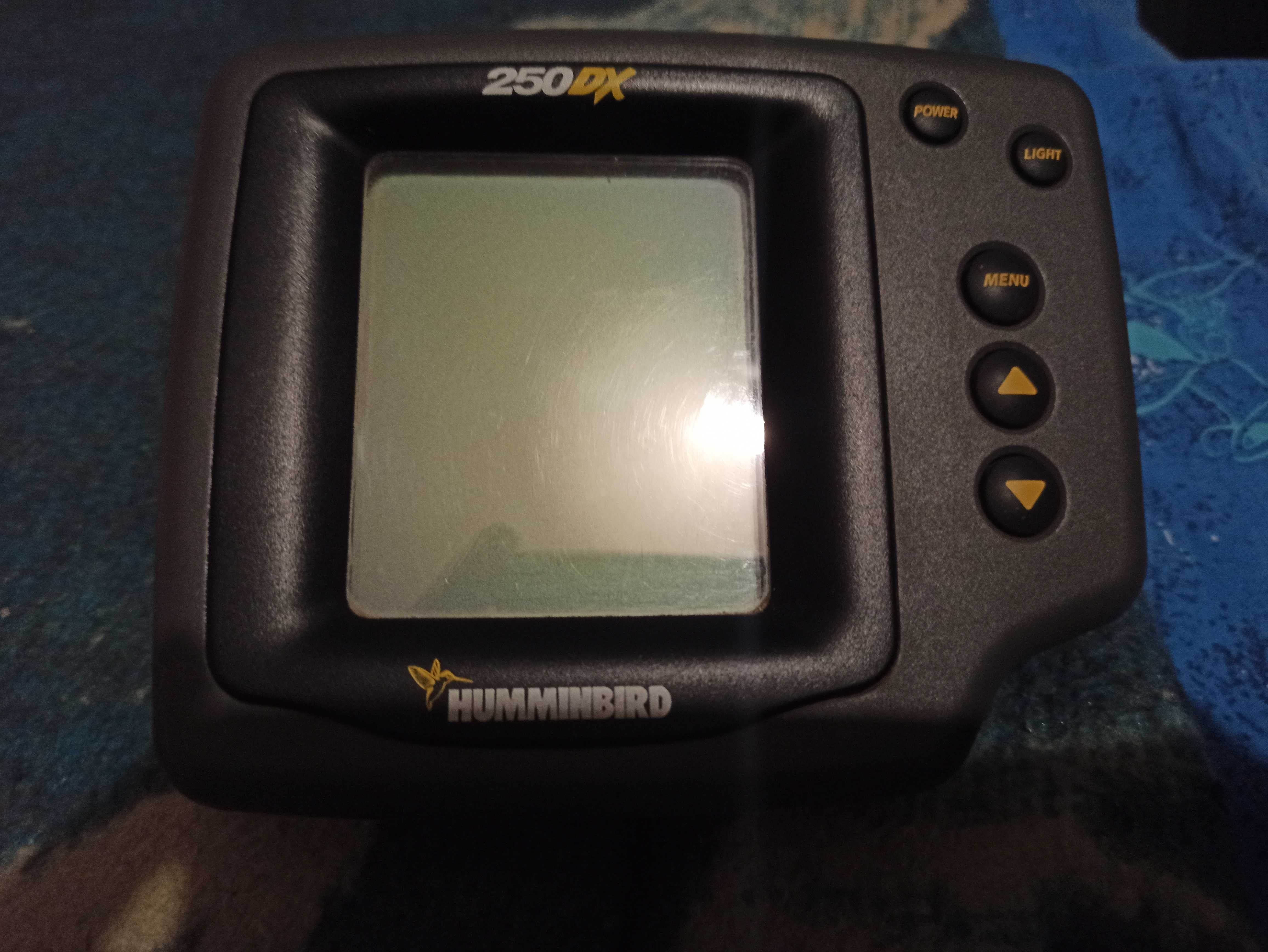 Эхолот 250DX HUMMINBIRD двух лучевой. б/у. только голова.
