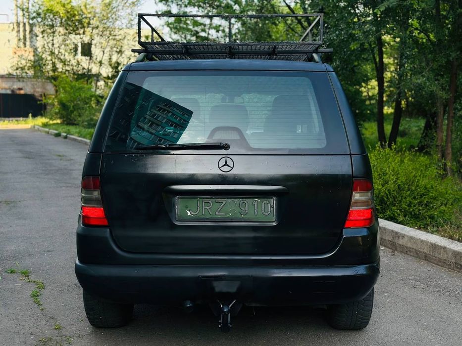 Продам Mercedes Benz ML 2.7 TDI сел поехал