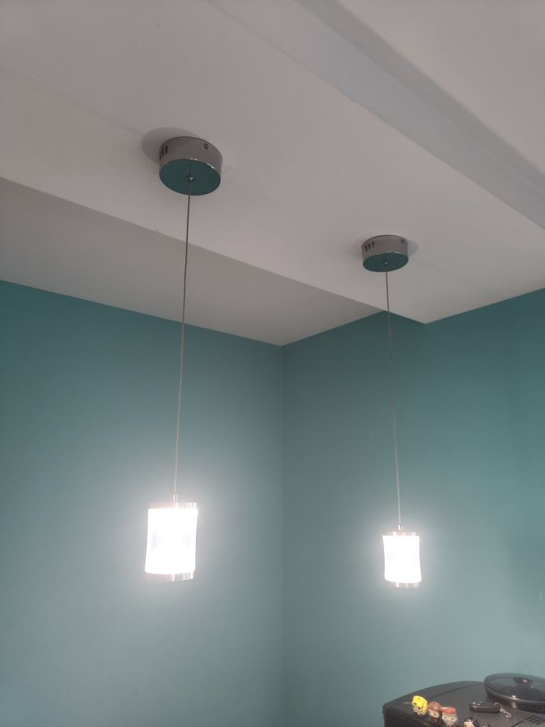 Lampy LED w kształcie klepsydry