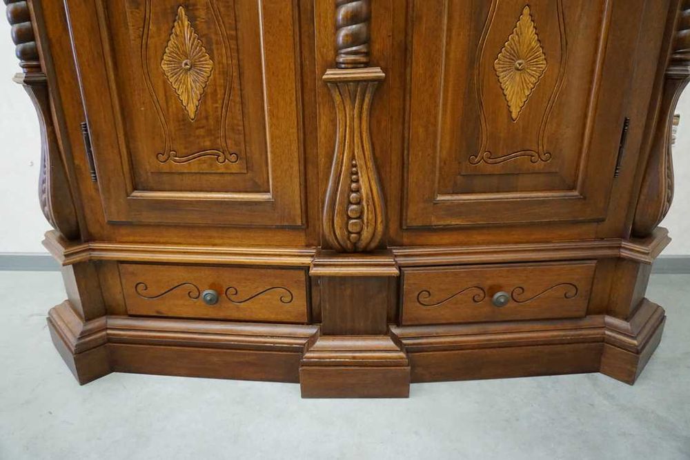 Szafa Orzechowa dwudrzwiowa szer. 153 cm   -10% -10%  (p-1072)