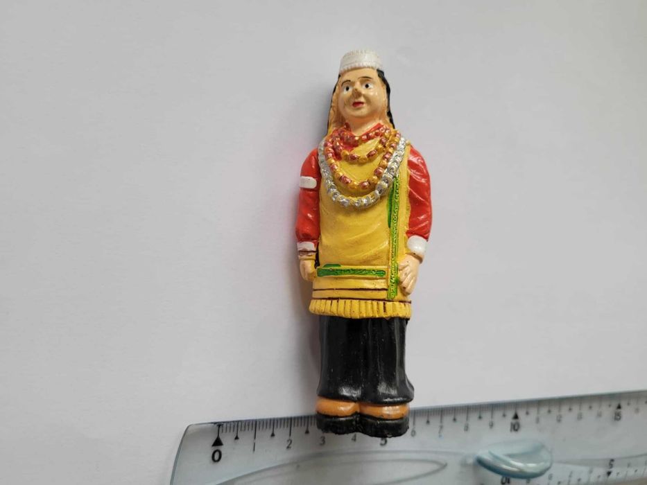 Magnes na lodówkę - 953c. TADŻYKISTAN Kobieta