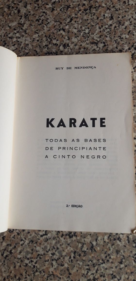 Livro Antigo Karaté