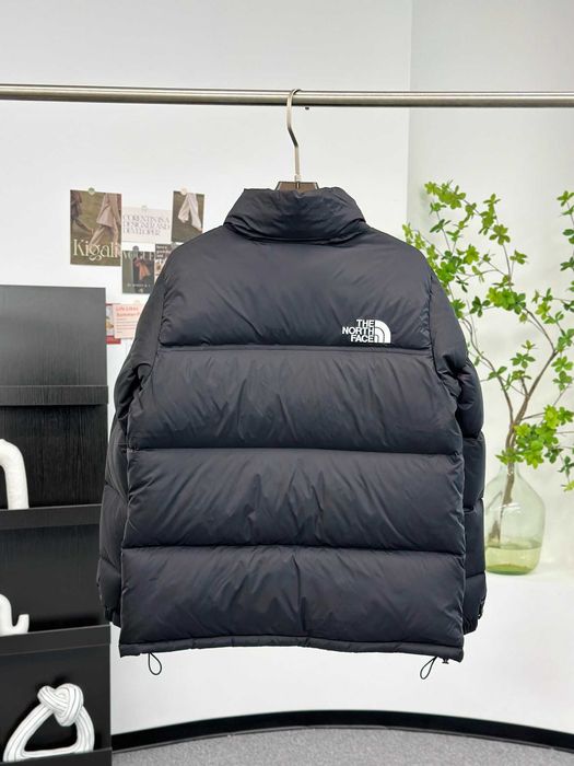 Czarna kurtka puchowa S