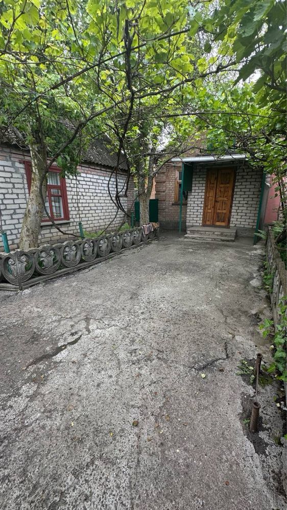 Продам 1/2 будинку з АГО, 3 кімнати, Олексіївка