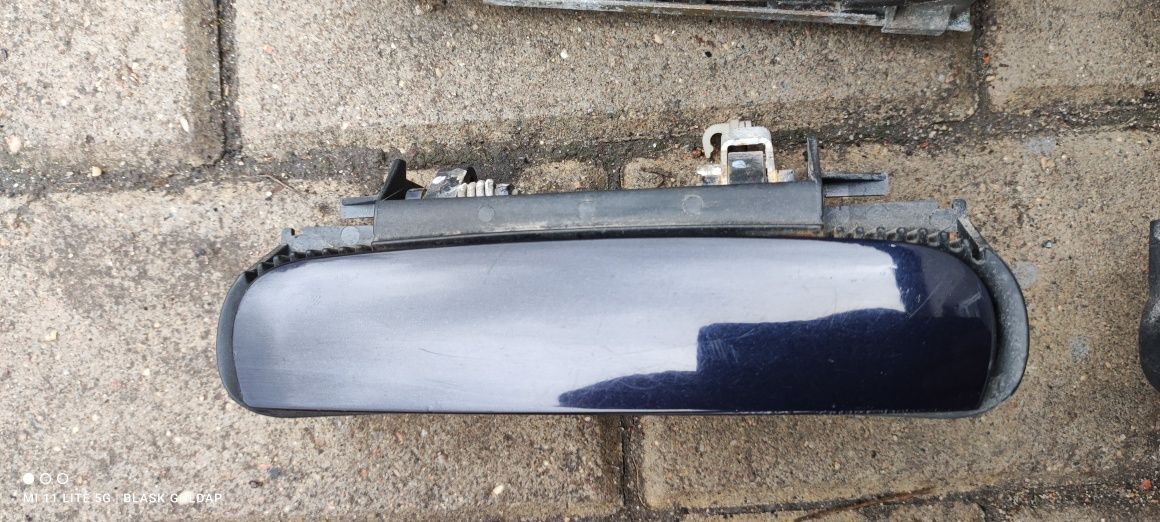 Klamki Zewnętrzne Drzwi LZ5L Komplet Audi A6 S6 Części Blask Gołdap