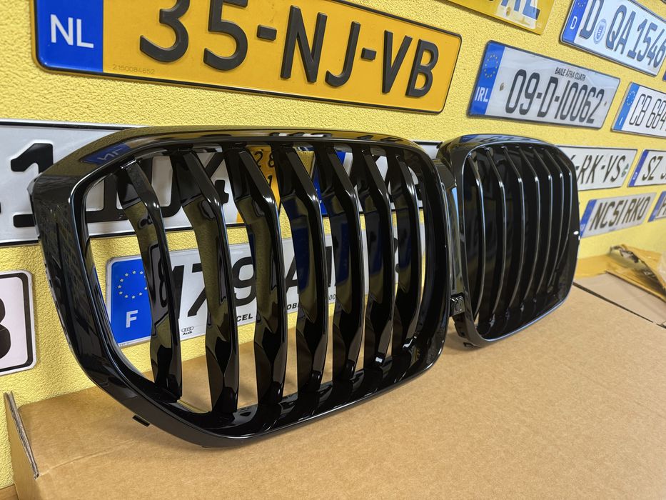 Решітка радіатора ноздрі БМВ Х5 / BMW X5 G05 2019-2022