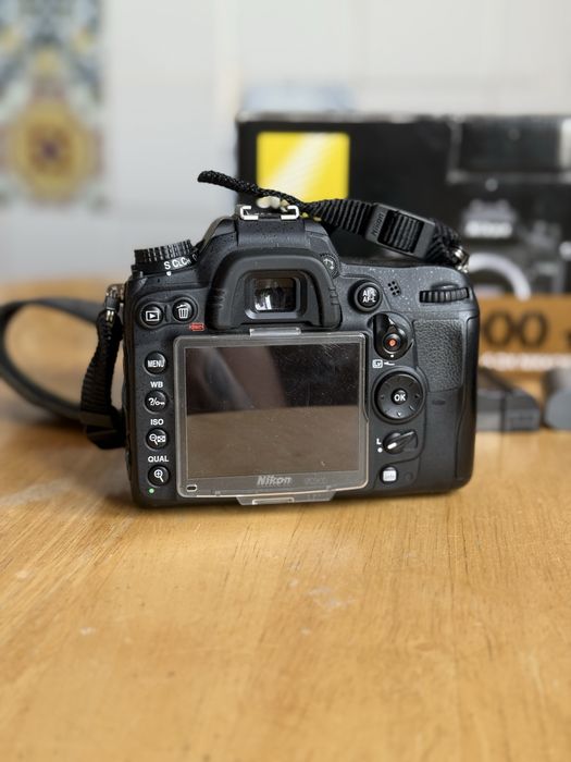 Nikon d7000 +18-105 VR kit