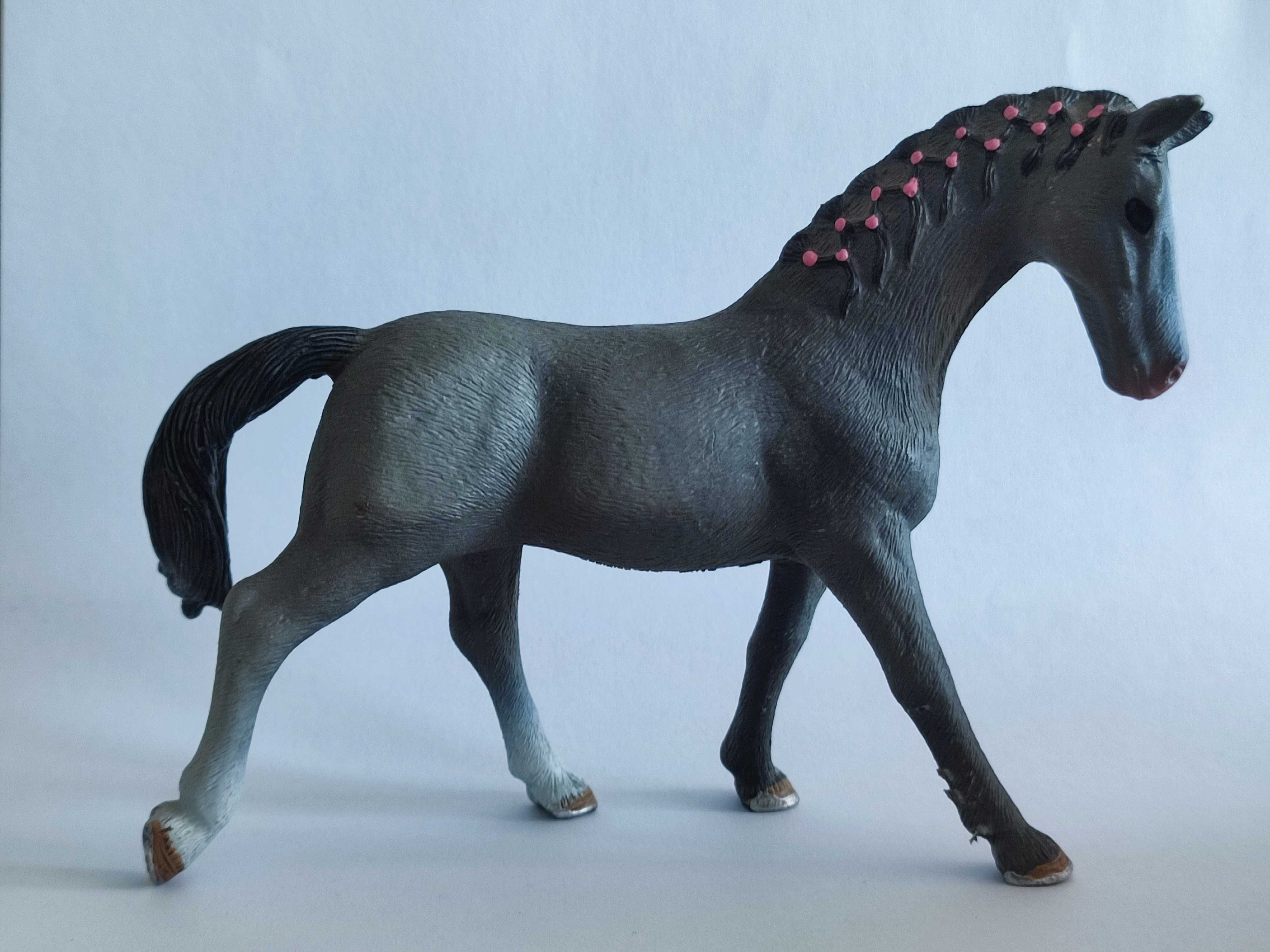 Figurka konia, Schleich