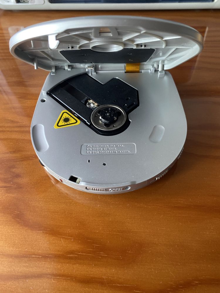 Leitor de CDs portátil Discman Mitsai