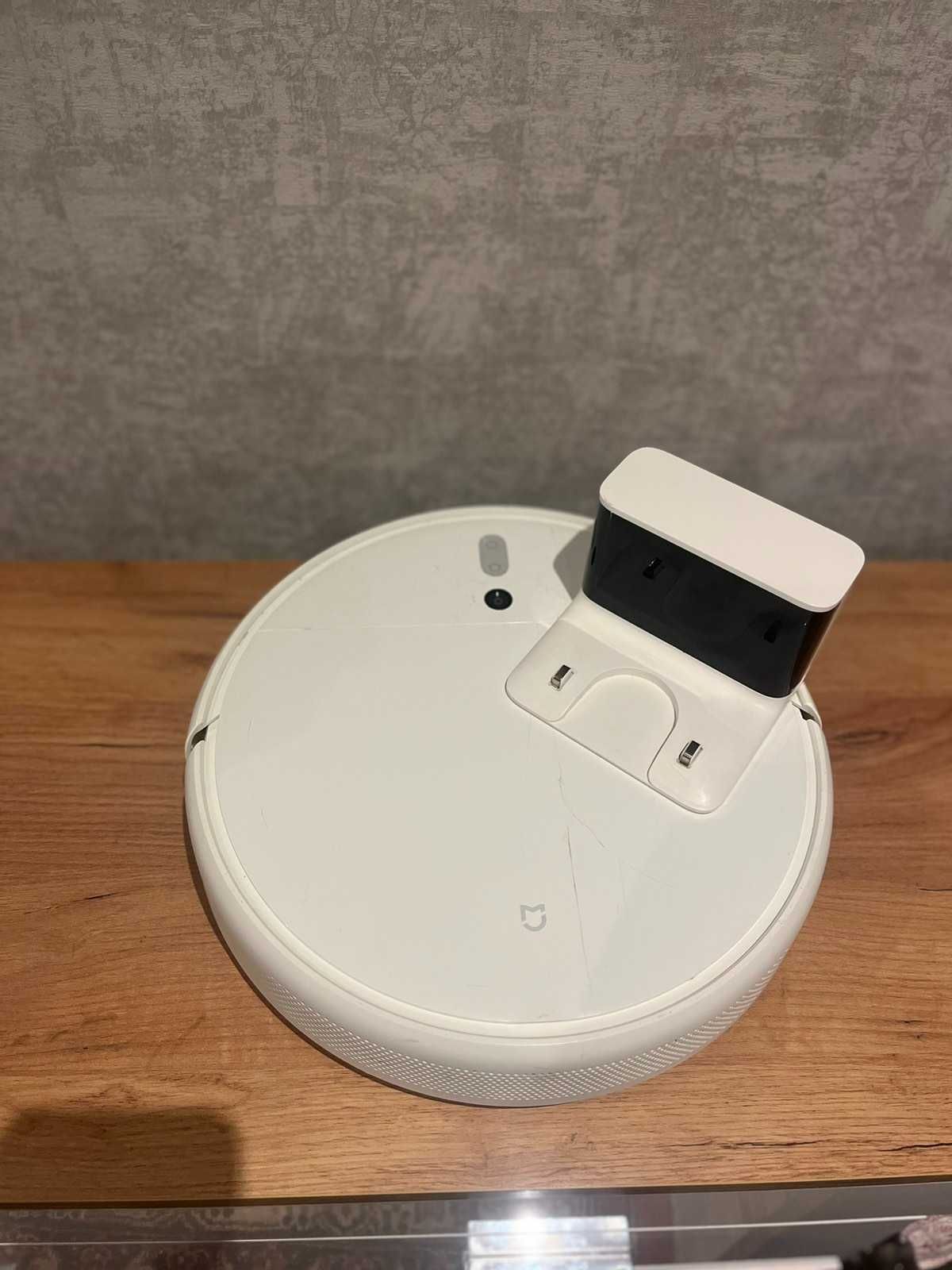 Xiaomi Mi Robot Vacuum-Mop 1С