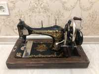 Антикварная швейная машинка TEUTONIA антикварна швейна машина