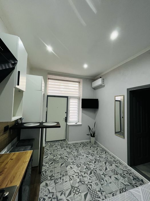 Подобова, погодинна оренда Форум, Магнус, Оперний театр