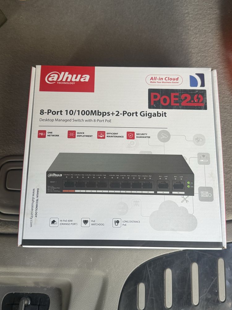 Комутатор Dahua DH-CS4010-8ET-110 8-портовий керований з PoE