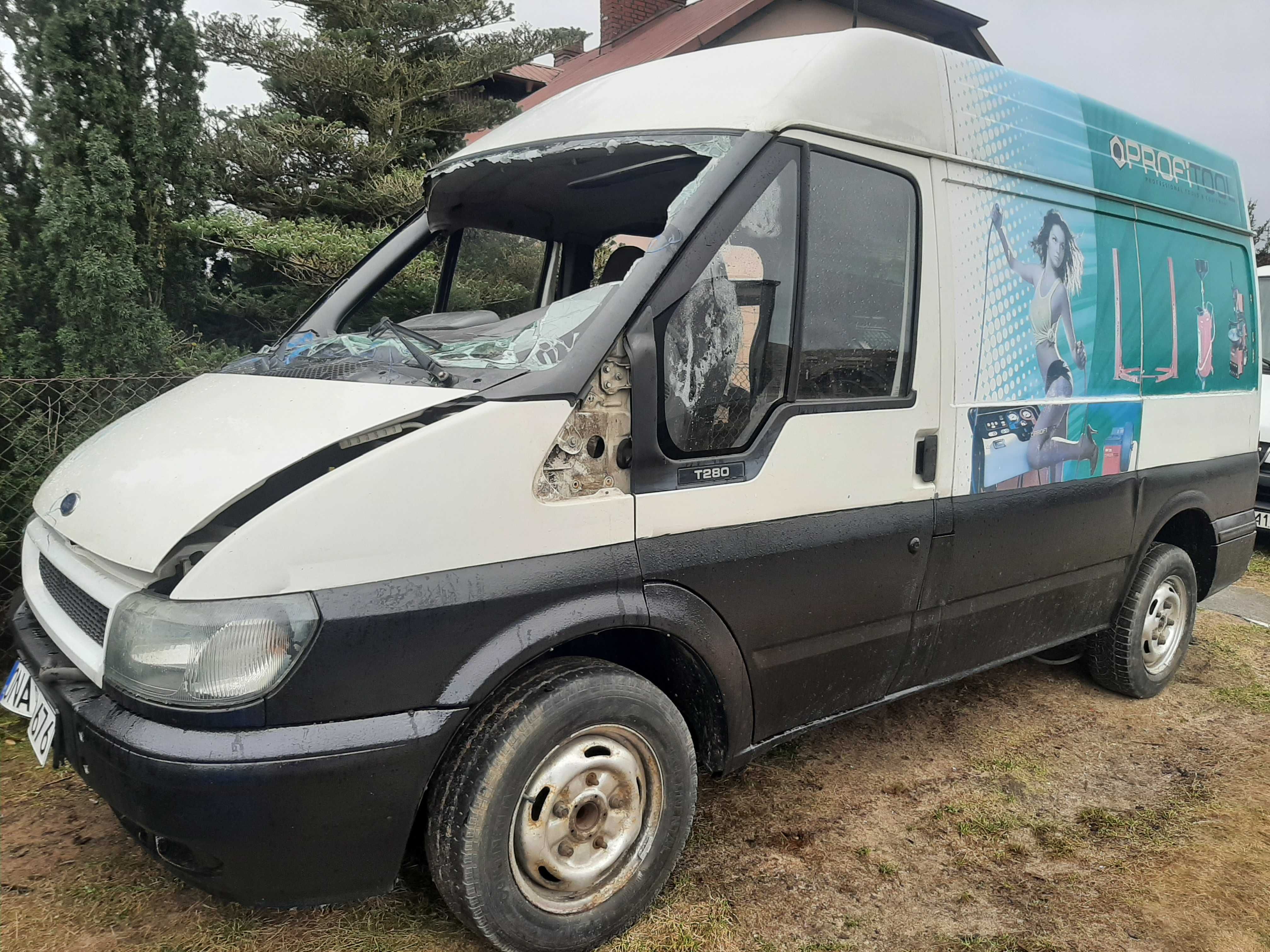 ford transit 2002 uszkodzony ,  wysoki ,ważne dokumenty , okazja