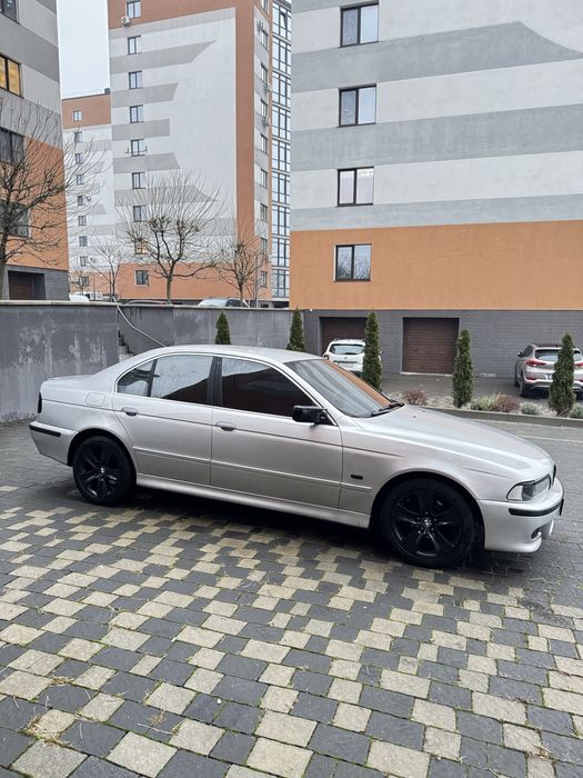 Продам E39 2003року 2.5 дизель