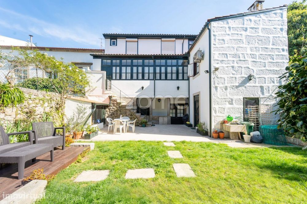 Prédio com 644 m² e Jardim na Rua do Anjo, Braga