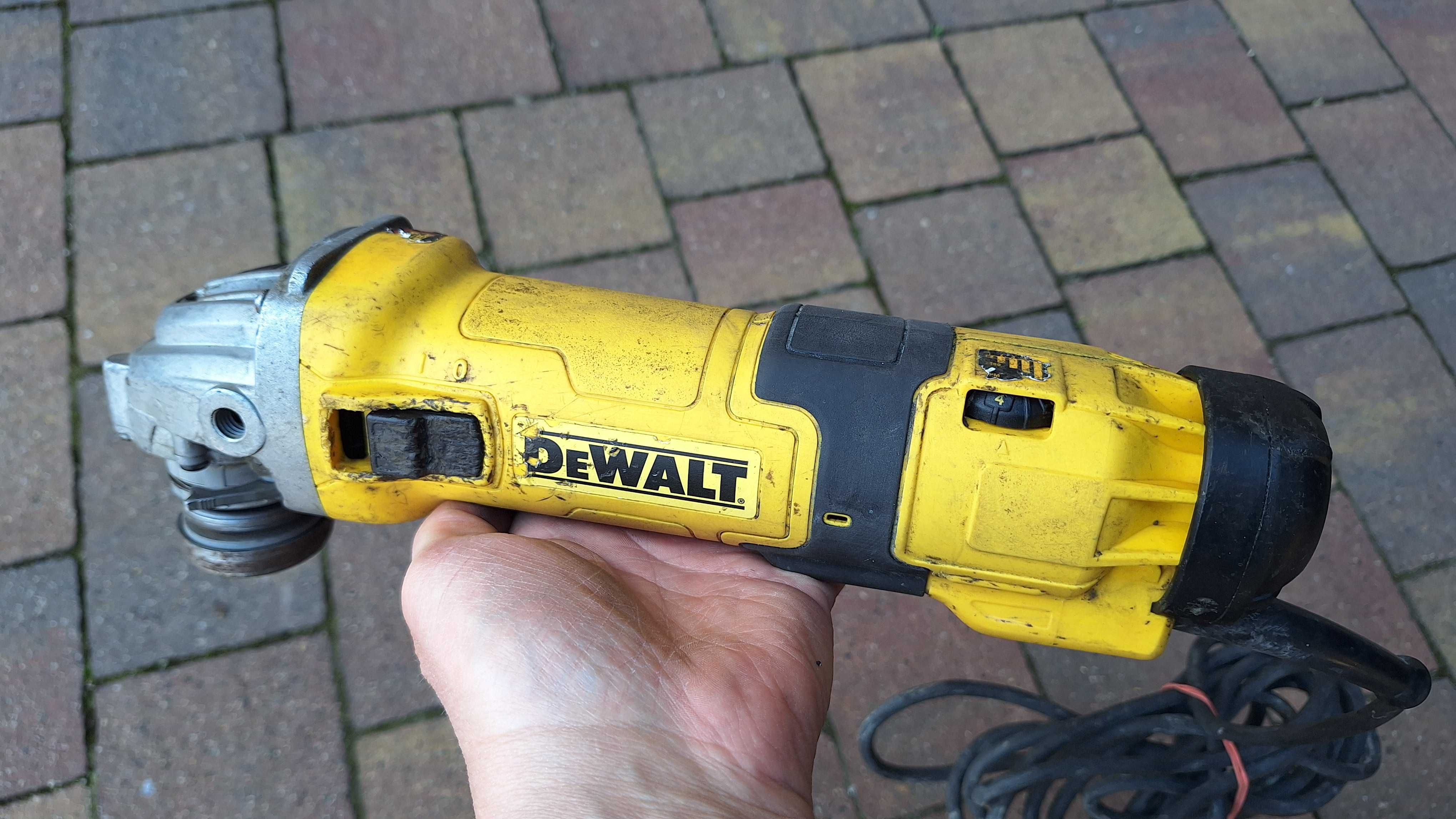 Szlifierka DeWalt DWE 4257, 1500W regulacja obrotów
