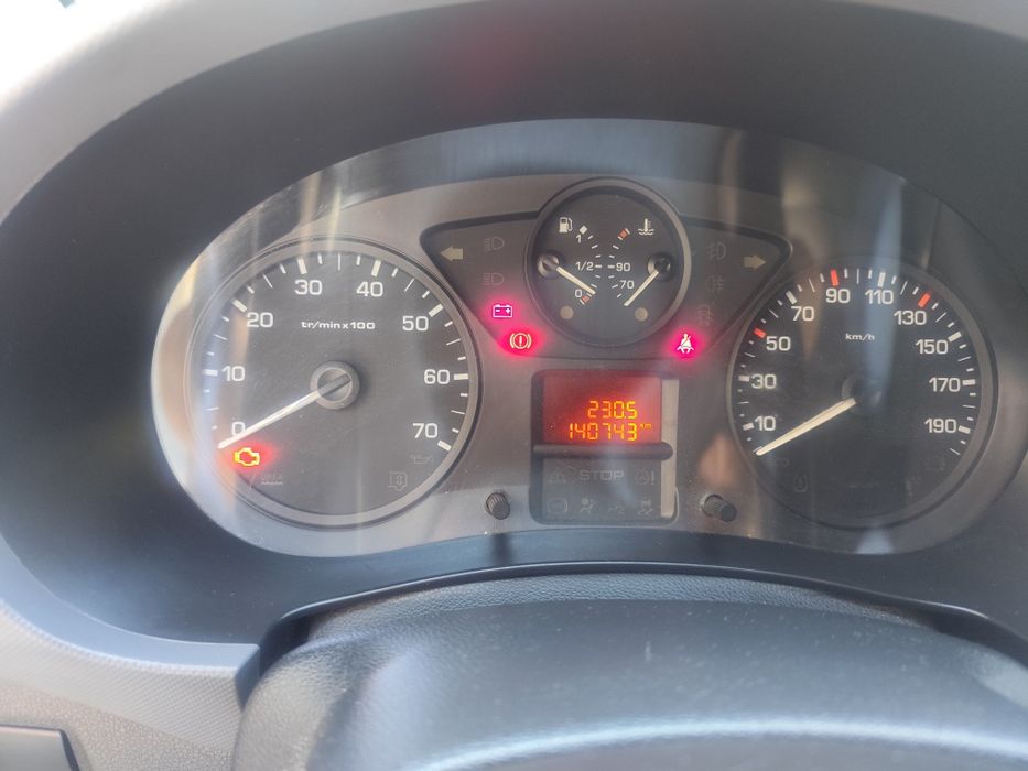 Citroen Berlingo 1.6 nacional 140 mil km