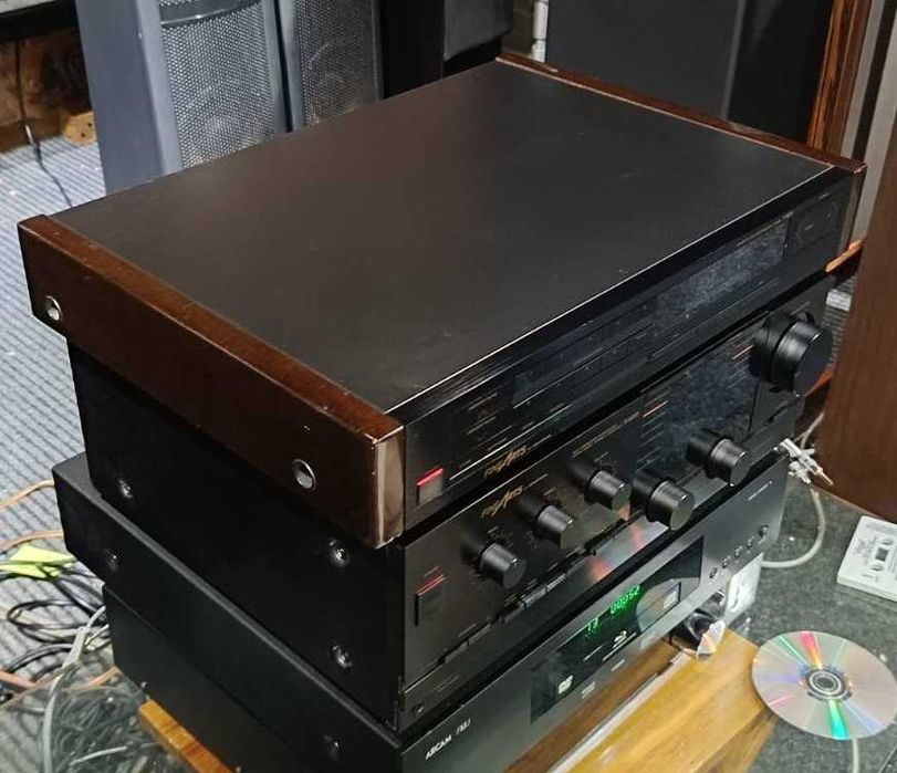Grundig Fine Arts A-9000  + подарунок тюнер