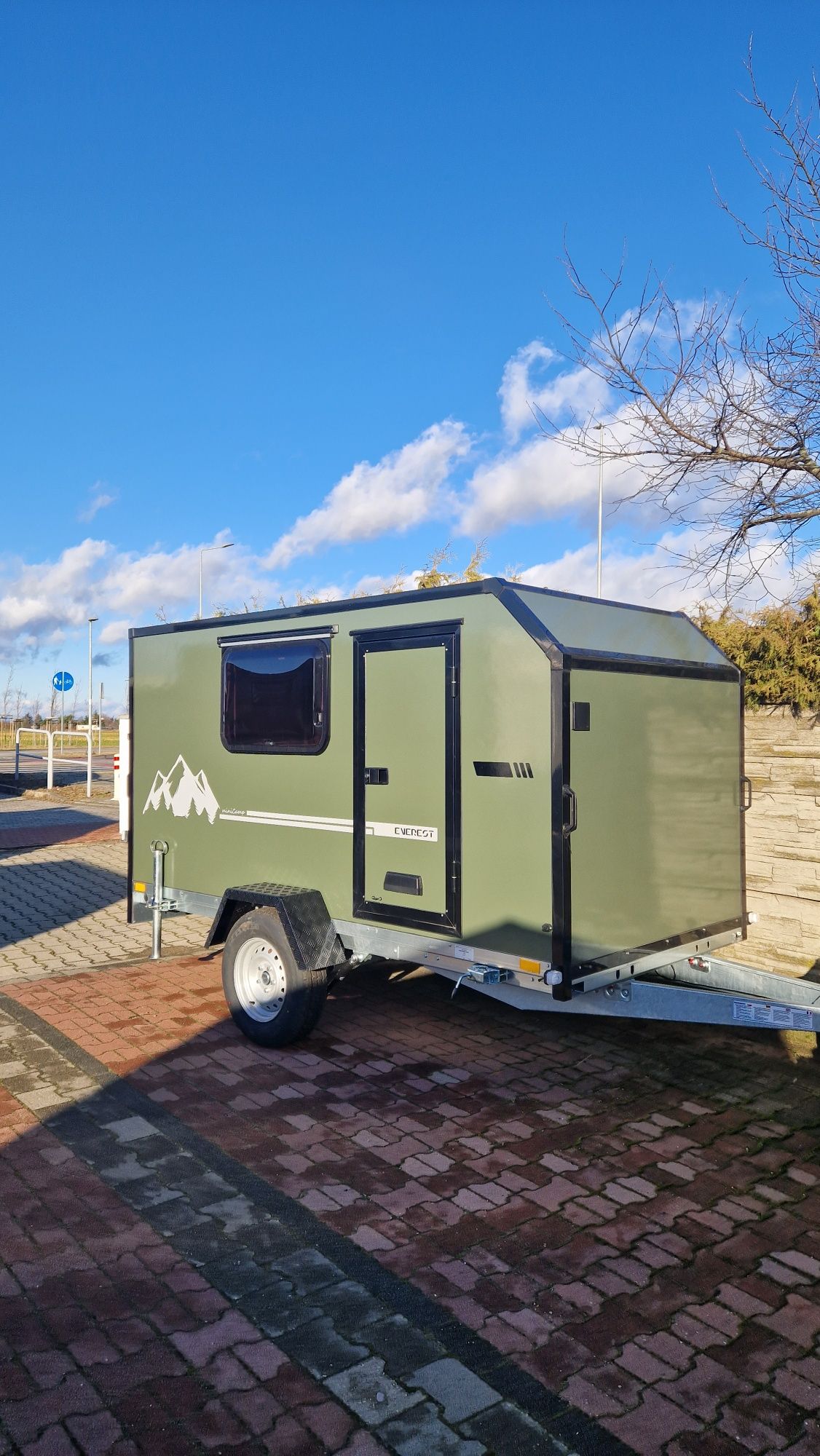 Minicamp Everest Lekki mały kemping camper DMC 600 do 1000kg NOWA