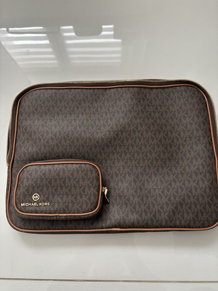 Etui na laptopa Michael kors