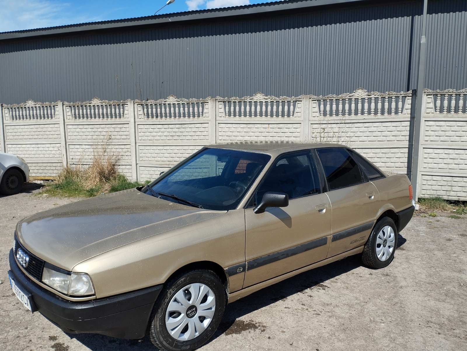 Продаж audi80b3.