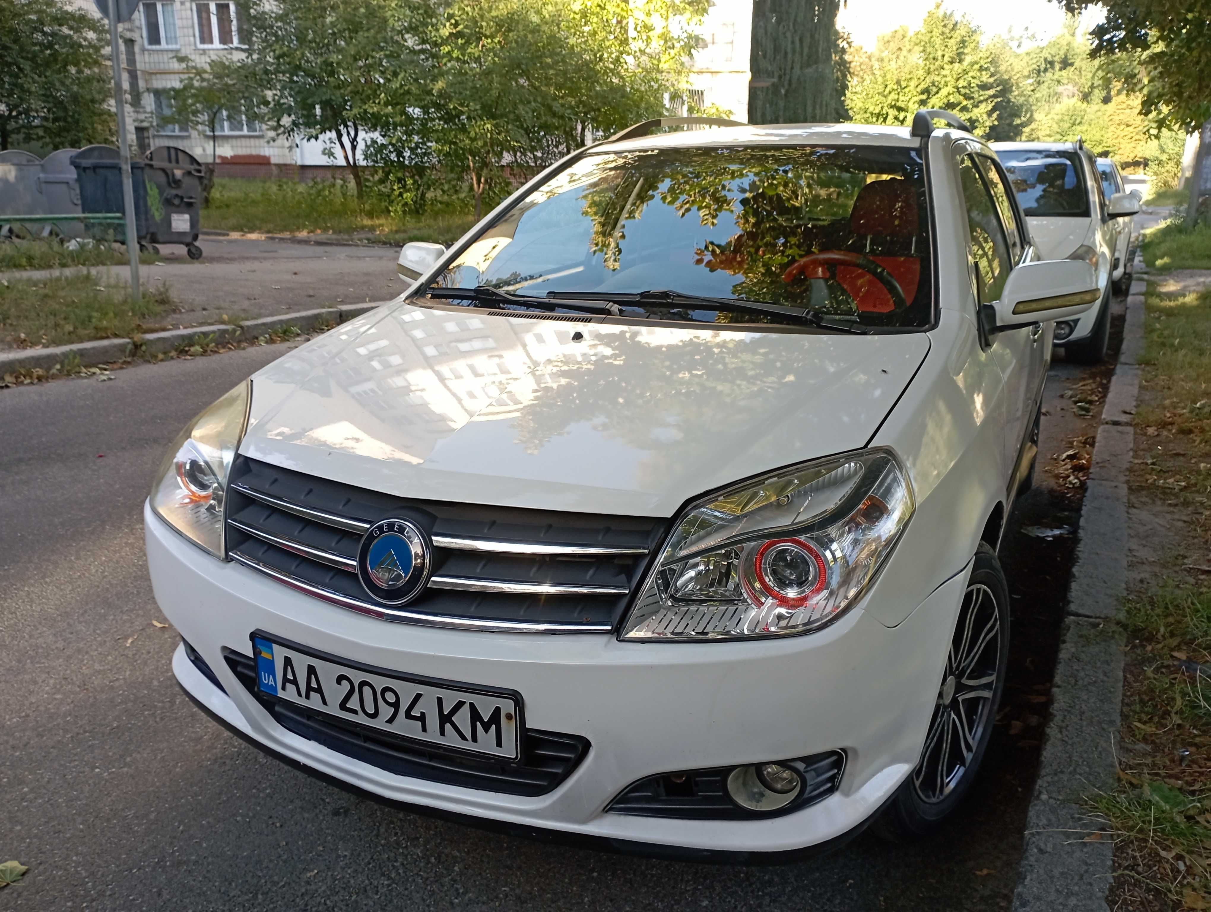 Geely MK Cross 2014