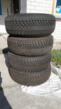 Шины 205-60-R16, зима, Michelin, протектор 7мм.