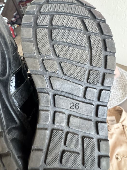 Тренч 98 пальто 104 взуття на осінь 26,27 розмір