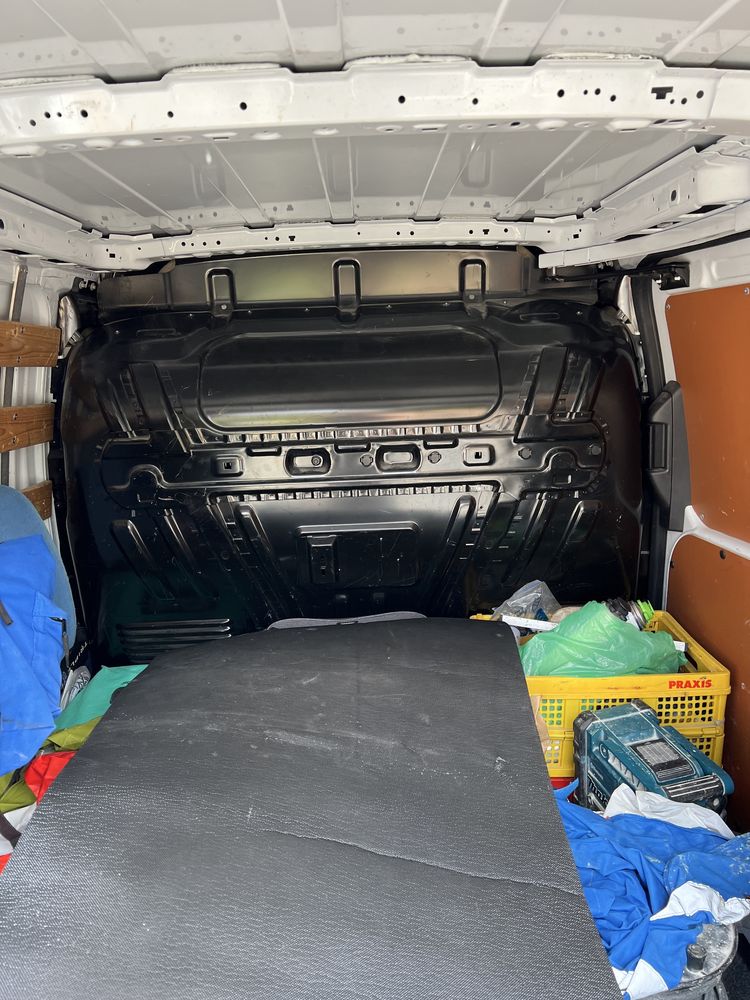 Ford Transit Connect 1.6tdci,3 lugates.