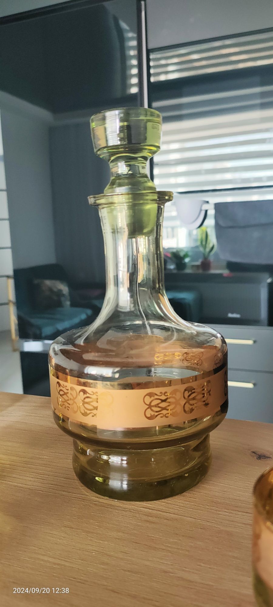 Karafka z 6 kieliszkami