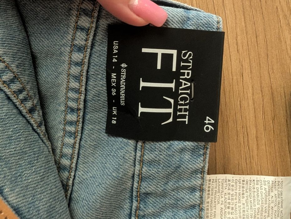 Джинси жіночі Stradivarius