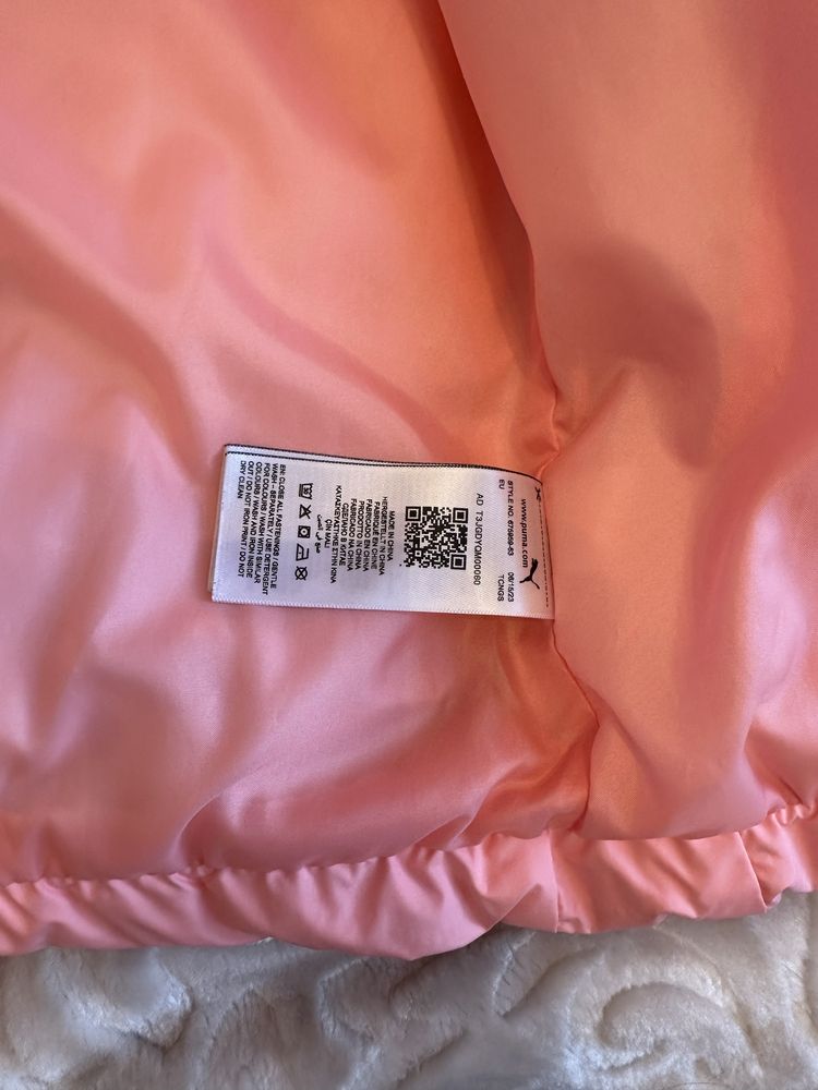 Продам куртку PUMA для девочки