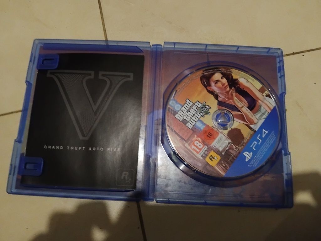 Jogo gta em ótimo estado
