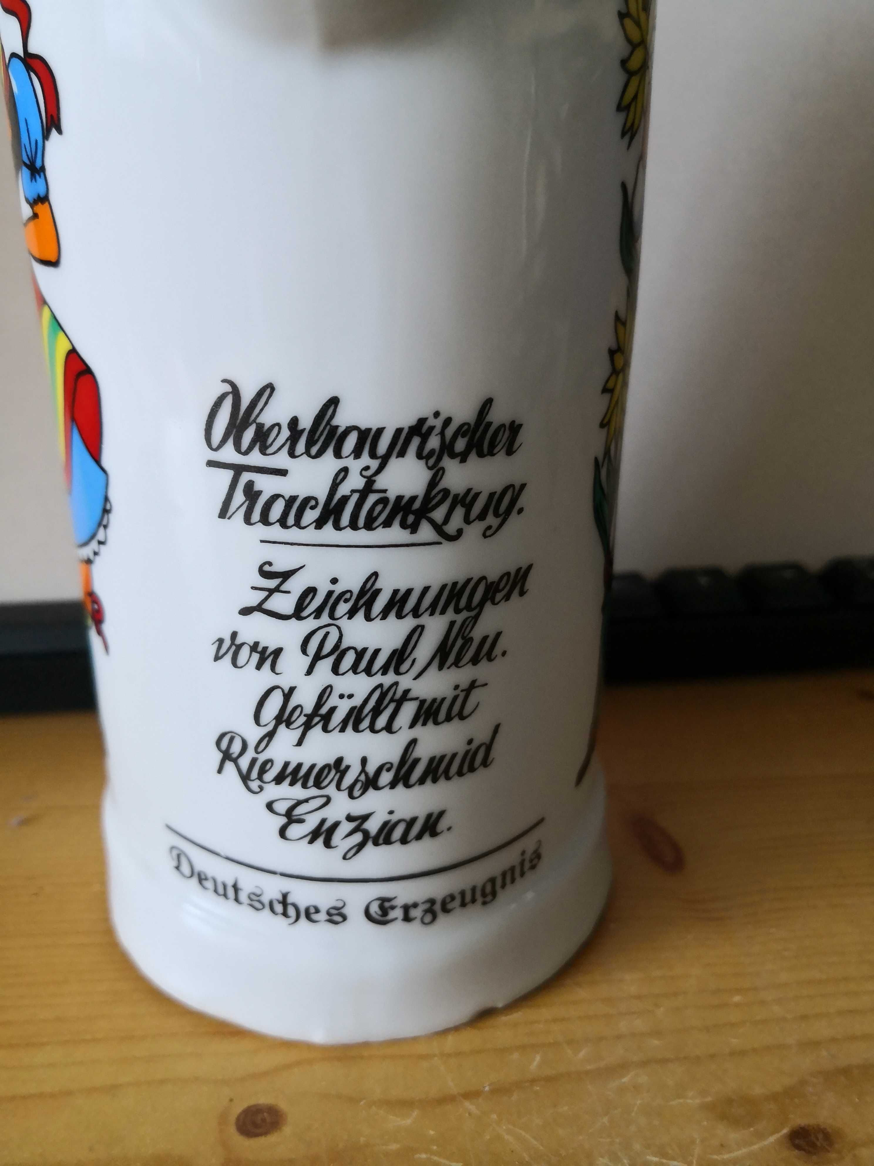 Stara ozdobna butelka ceramiczna