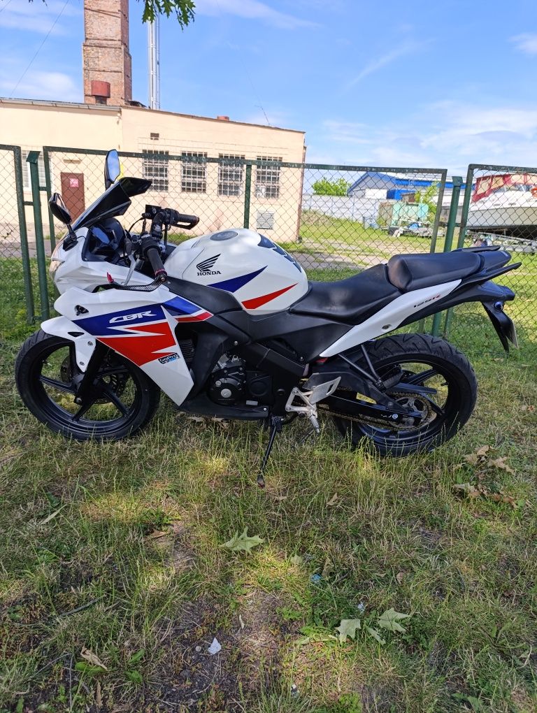 Honda Cbr 125 r jc50 2014r. 125 cm kat. A1 lub B,