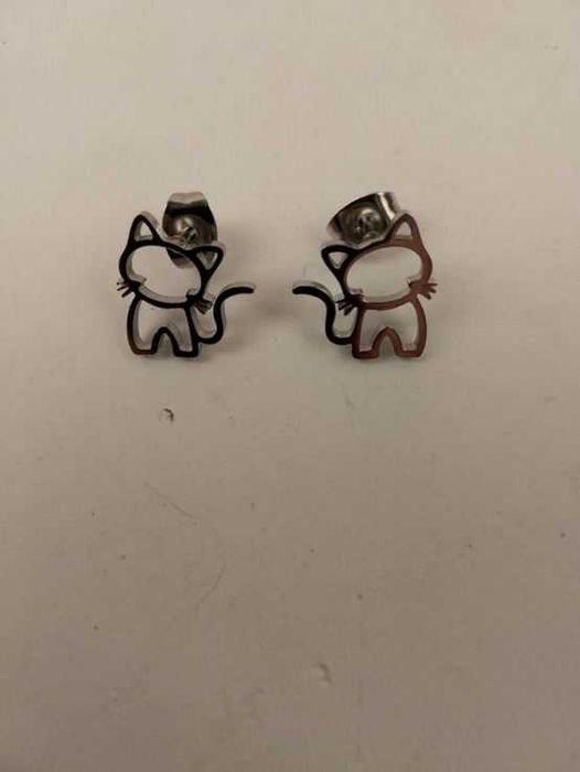 Серьги-гвоздики у формі кошенят