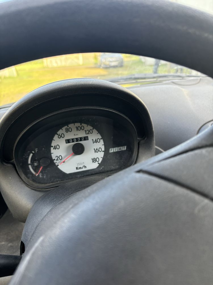 Mam na sprzedaż fiata seicento S rok 2000