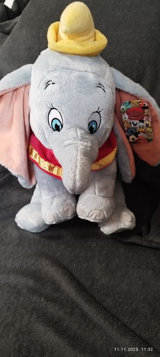 Disney, Dambo. Disneystore. Дісней, оригінал, Дамбо, слон.