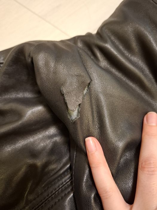 Шкіряна зимова куртка з хутром чоловіча