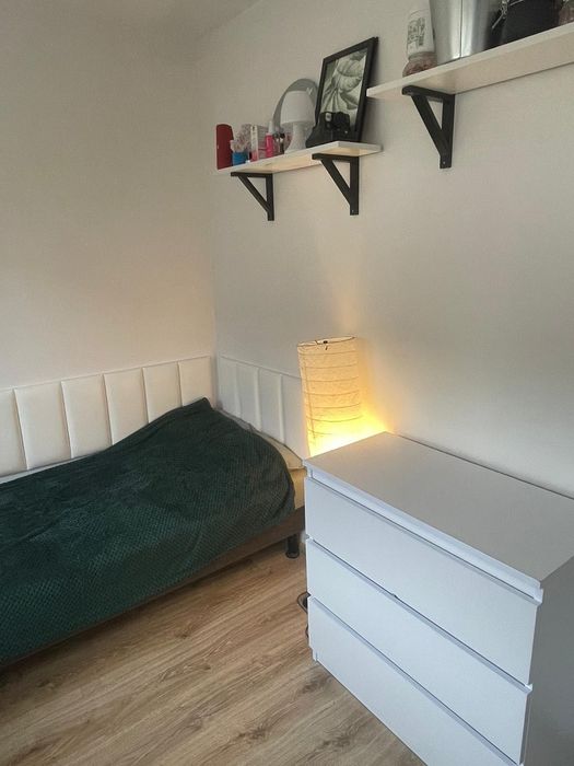 Wolne od zaraz!Room at Broniewskiego 83, Tram Stop