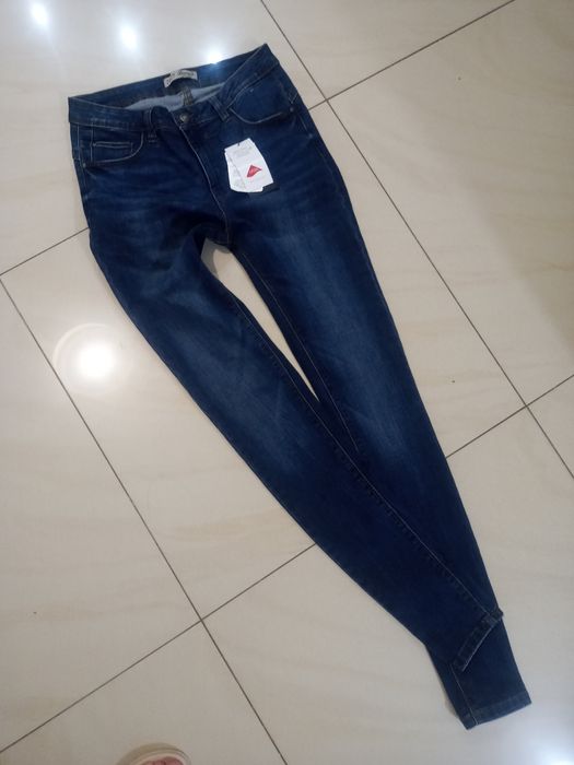 Jeansy nowe z metką Denim 40 L