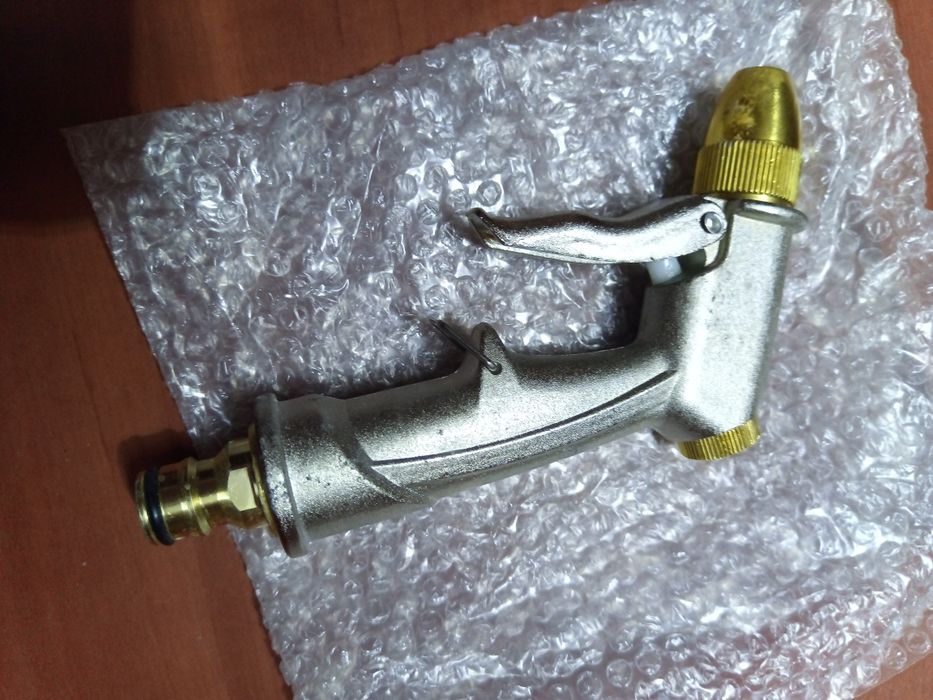 Pistolet do podlewania roślin