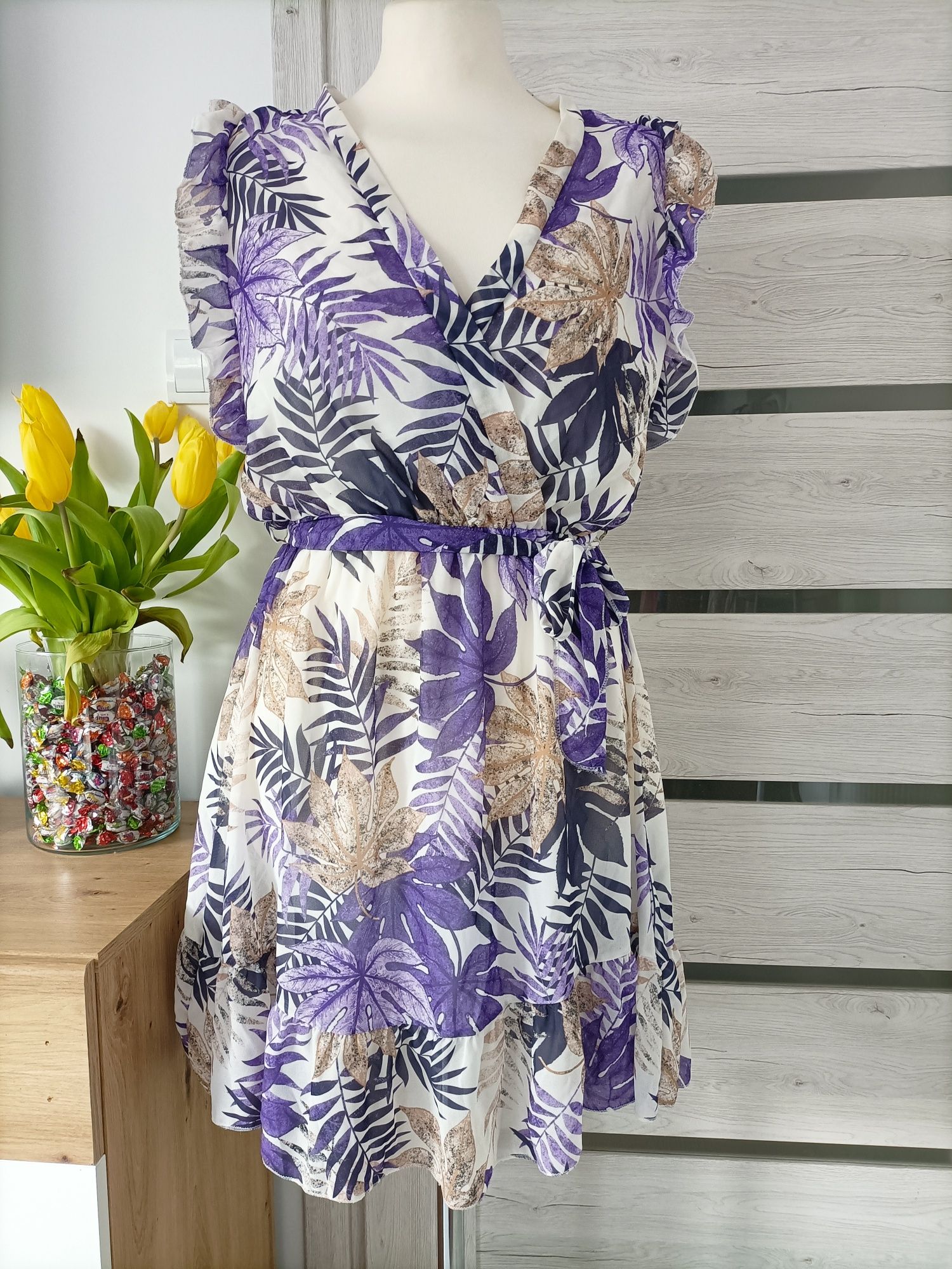 M/L/XL letnia sukienka zwiewna dekolt V kopertowa w kwiaty elegancka n