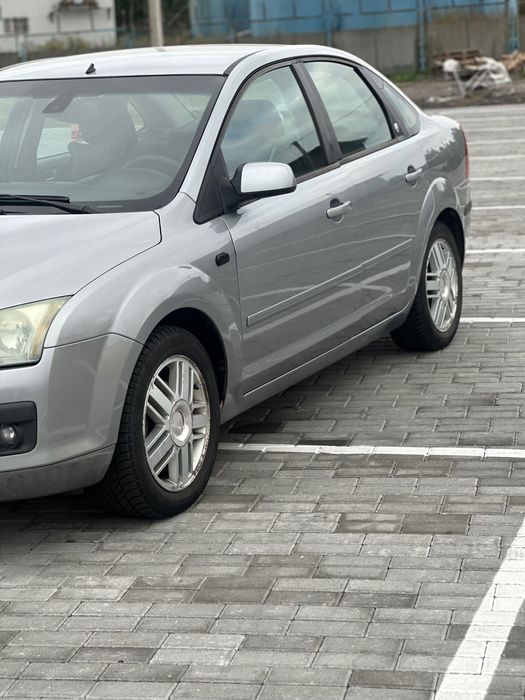 Продам Ford focus